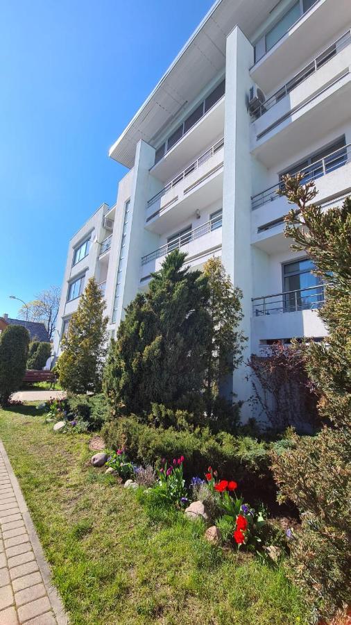 Spacious Condo 5 Min To Jurmala Beach Exterior photo